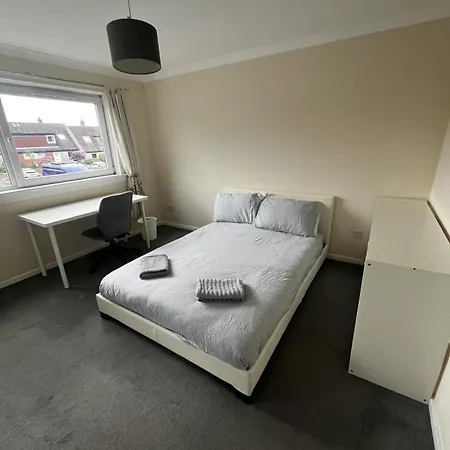 Tidy 3 Bedroom Property Within St Andrews. Esterno foto